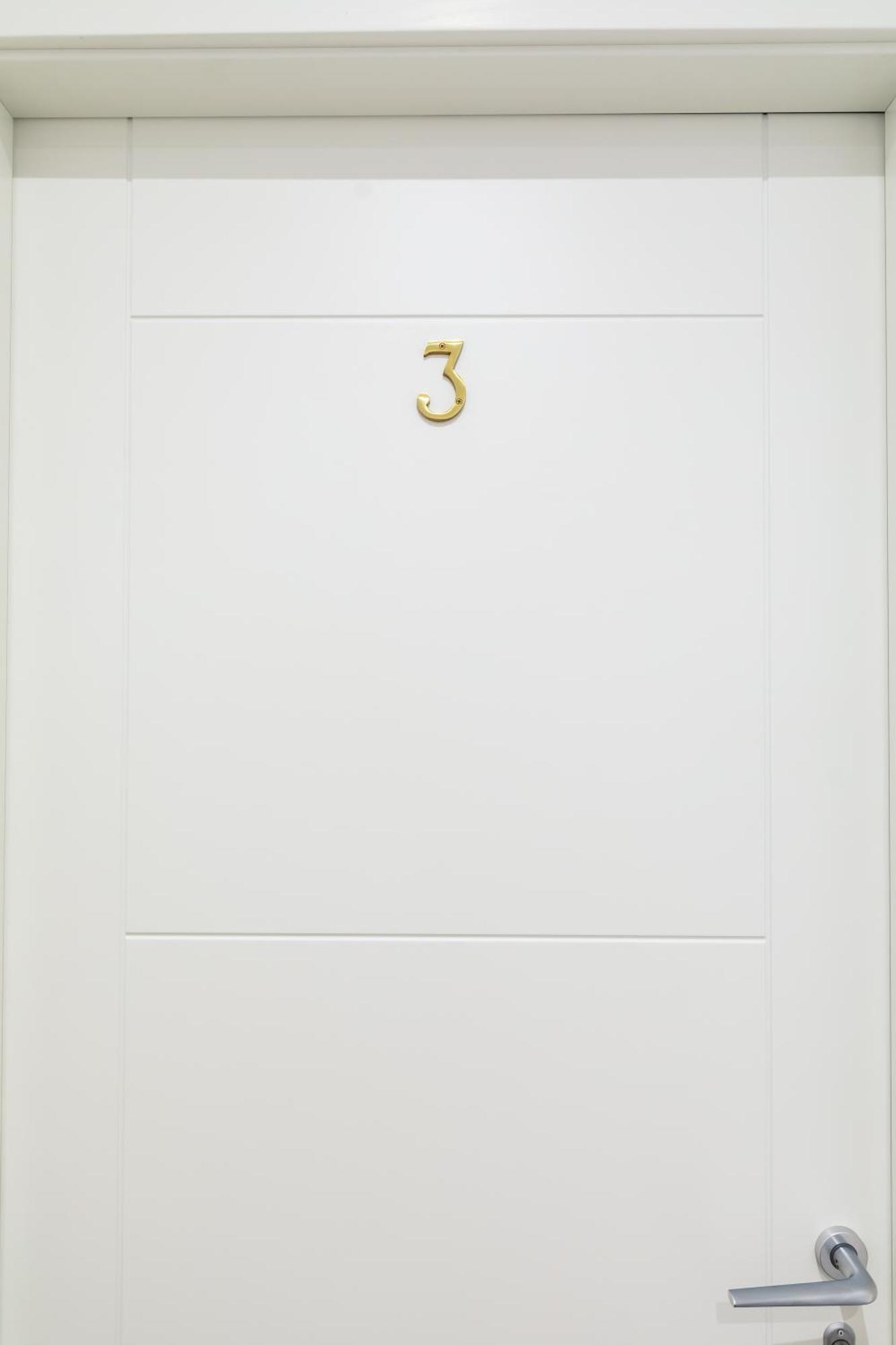 Deluxe Room (2 Adults + 1 Child),1596439185:JPEG